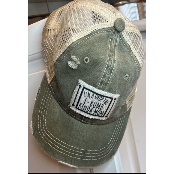 “I’M A DROP THE F- BOMB KINDA MOM” Hat Adjustable Strap NWT - Picture 2 of 6